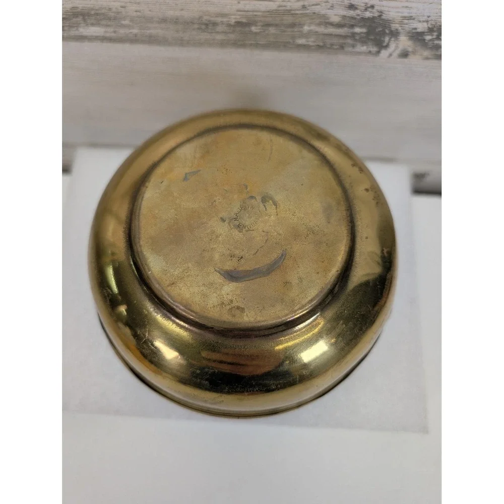 Vintage Brass‎ Spittoon Cuspidor Small Bowl Made In England Rustic Decor Planter